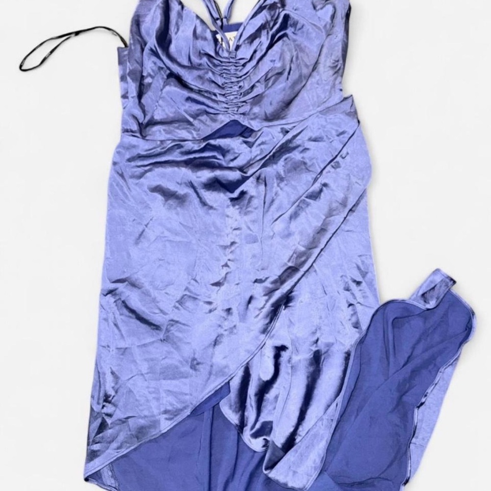 Elliatt Lavender Satin Midi Dress